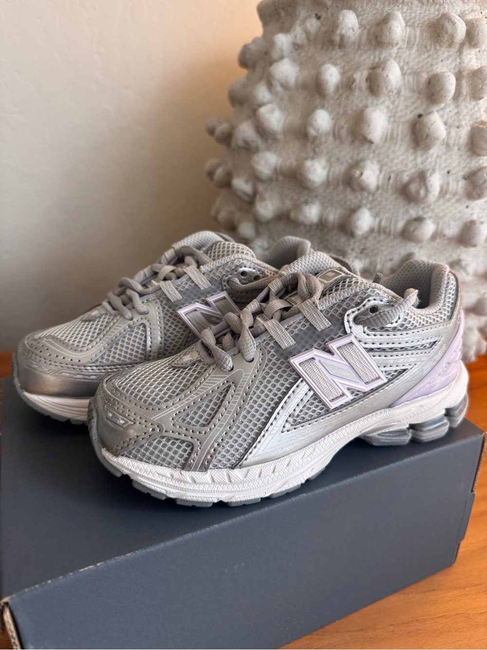 New Balance 1906 Lace Kids Sneakers Size 12 Wide Silver Metallic Milk Violet